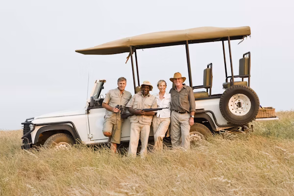 Serengeti Masai Mara Safari guide with tourists