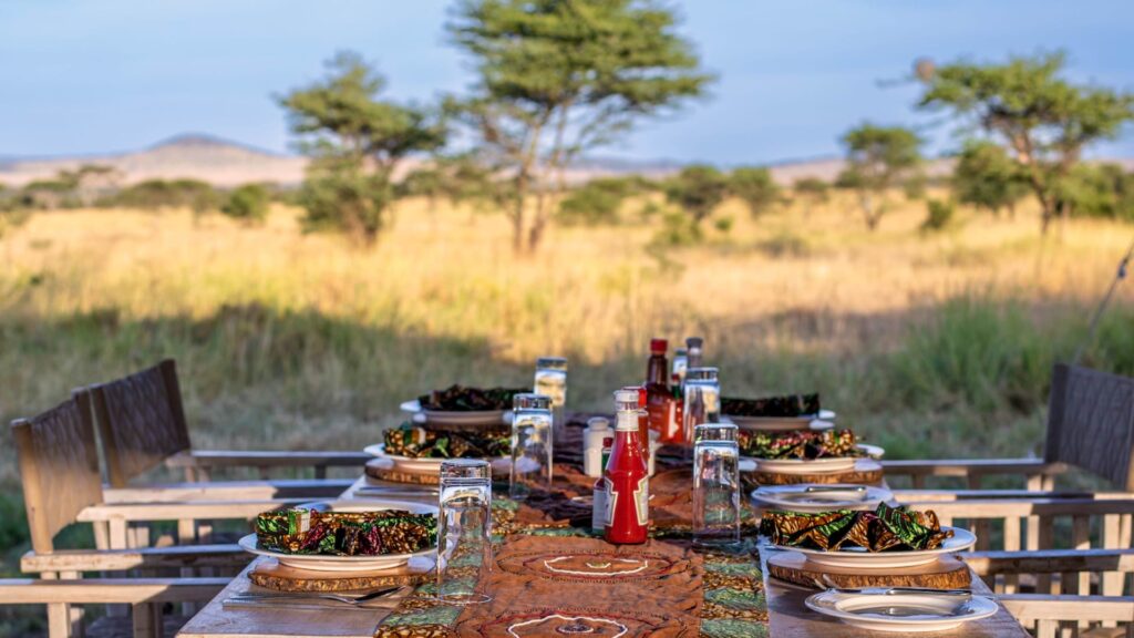 Bush breakfast in Serengeti