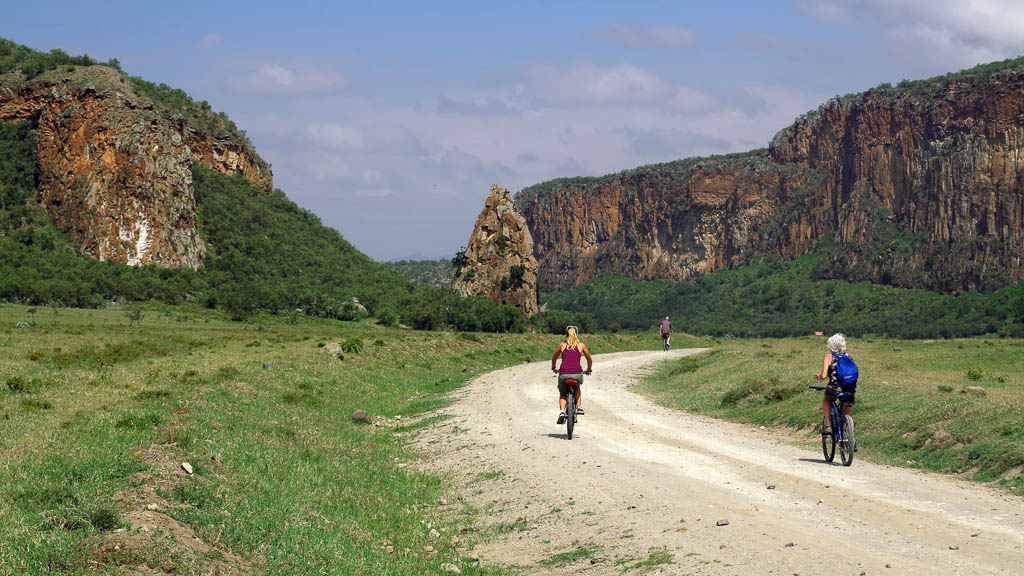 Cycle-Safari-Hells-Gate-National-Park
