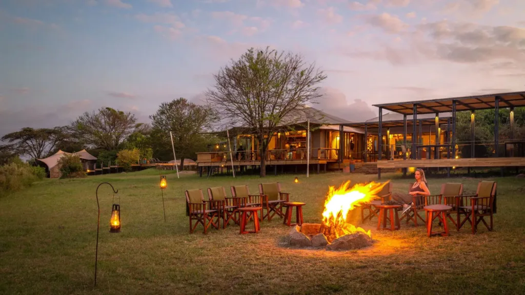 Asilia-Africa-Sayari-Camp-Campfire